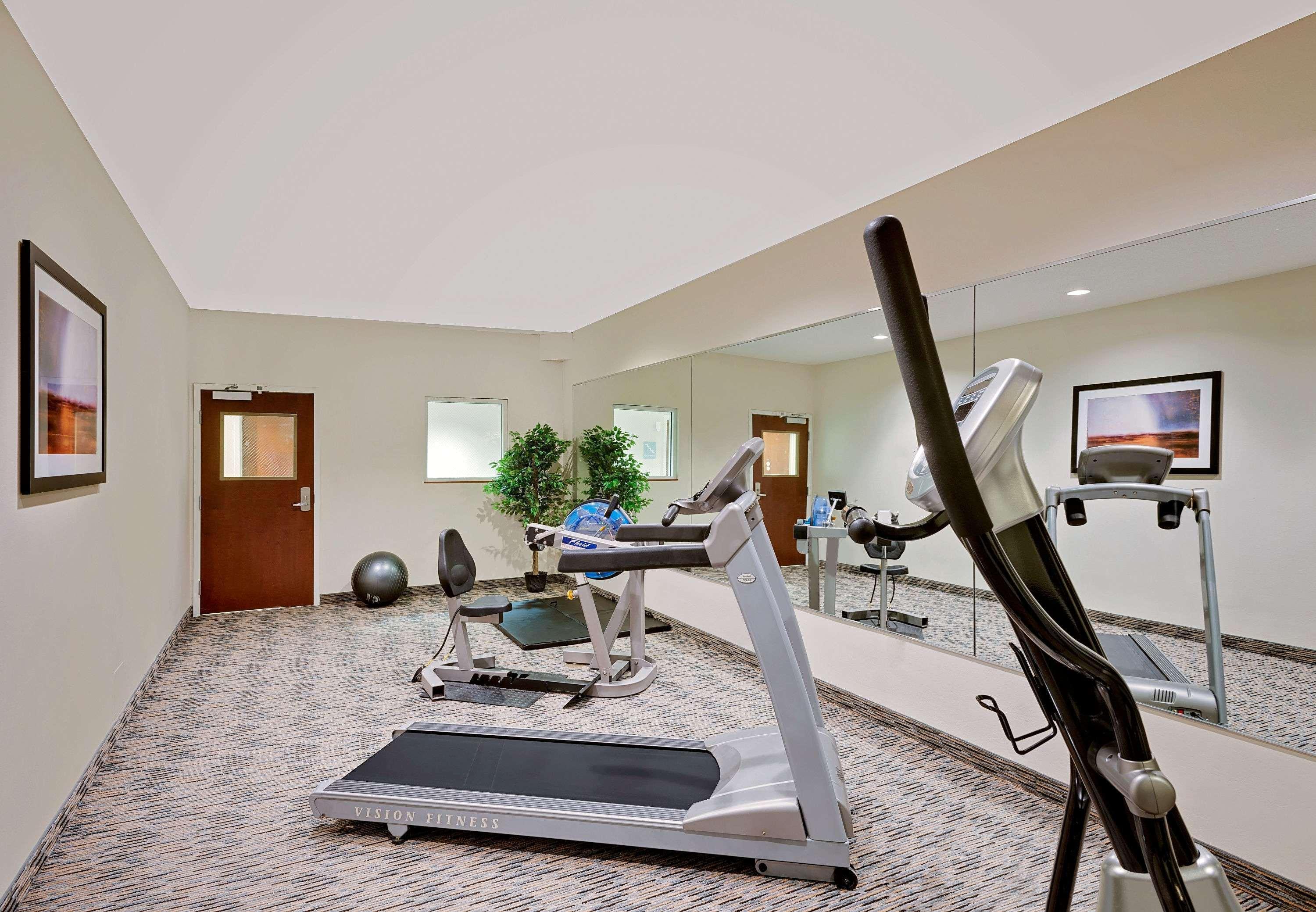 Microtel And By Wyndham - 4*